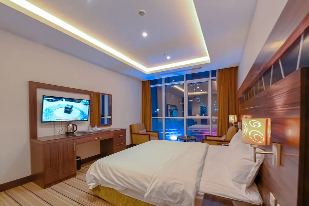 77e98ad7-e1df-46eb-b558-248cdb8e30b8