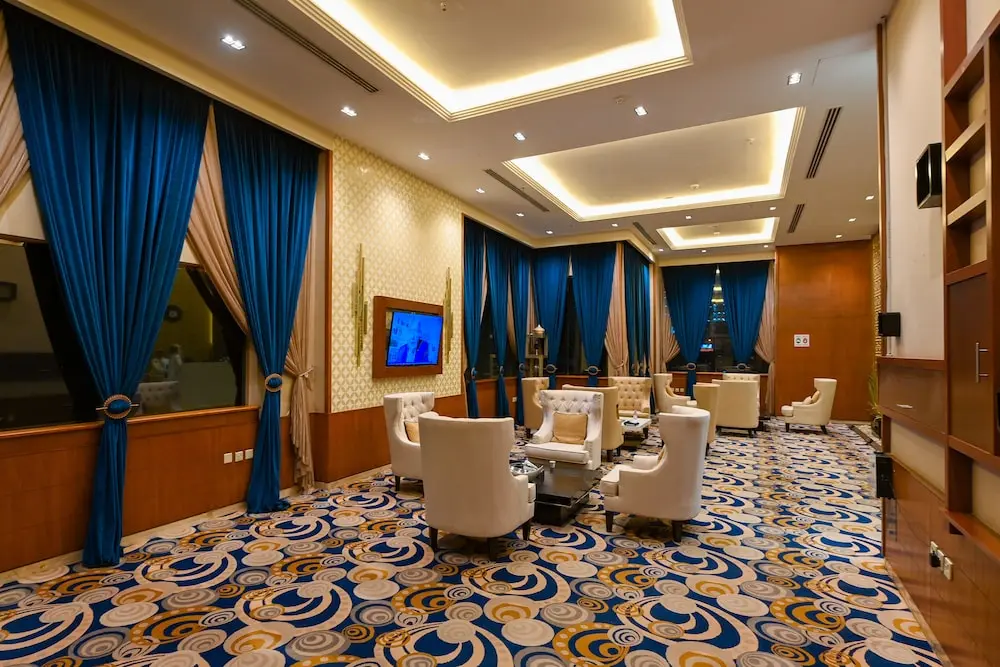 8f914ca5-cda0-40d4-bb6a-e0b95b9ca33f