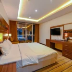 b1556da4-260b-4dcb-b5c7-19b42ec42e3d